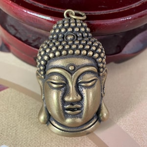 Retro mässing utsökt Buddha-huvudhänge berlock amulett bilhängande nyckelring väska berlock Feng Shui dekoration present.