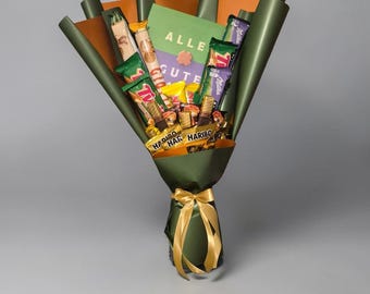 Bouquet of flowers, chocolate, sweets, gift ideas, gift for men, birthday, love, indulgence, bouquet, graduation gifts