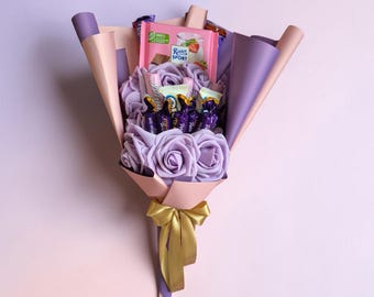 Blumenstrauß Schokolade Süßigkeiten Geschenkideen Geschenk Geburtstag Liebe Dankeschön Genussstrauß Bouquet Gold Chocolate Merci Rosen