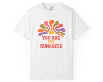 ユー・アー・マイ・サンシャイン レトロ サンバースト Tシャツ、70年代 グルーヴィー ママ グラフィック Tシャツ