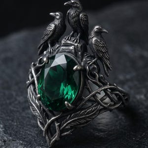 Three Ravens Perched Bramble Green Gemstone Ring | Odin Corvid Ring | Celtic Crow Band