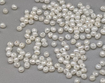 Perlas sueltas blancas de Akoya: Perlas de agua salada Keshi japonesas (1,5-1,6 mm)