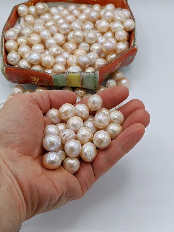 Large Freshwater Loose Pearl 14 mm x 13 mm High Luster Baroque Pearl Undrilled