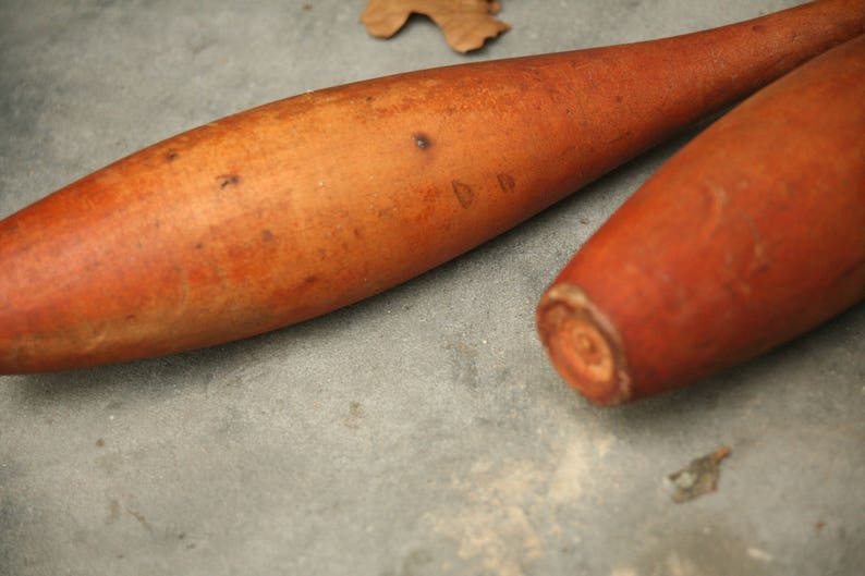 Set of 2 Clubs Juggling Pins Wood Juggling Pins Exercise Etsy