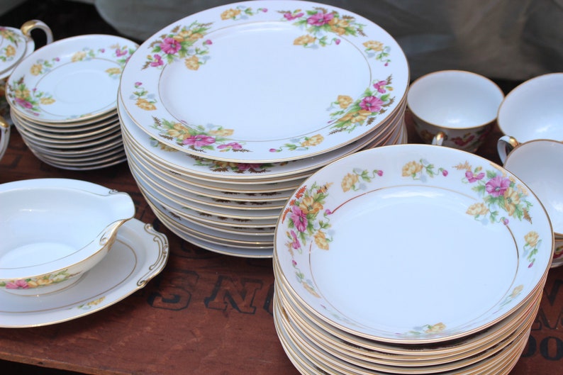 Rare, Set of 74, Maru ichi, Maruichi, Japanese, Fine China, Easter Dinner, Spring, High End China, 1940s, 1950s, Pink, Yellow, Blue image 7