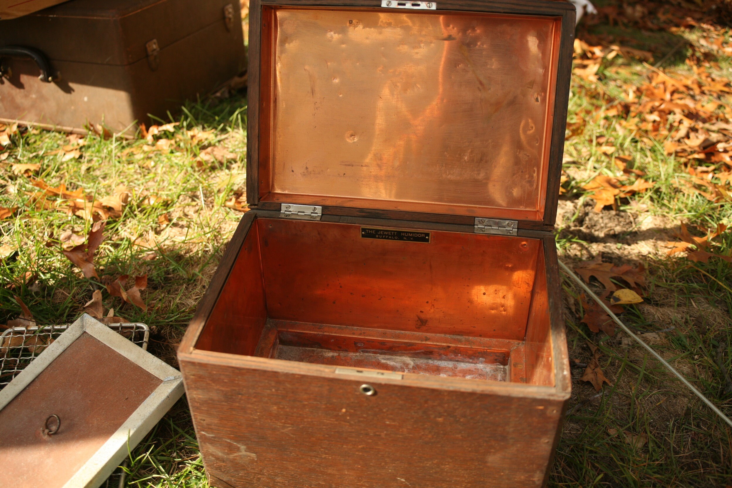 ヒューミドル ヴィンテージ アンティーク Antique, Solid Tiger Oak, Copper Lined, Jewett Humidor, Buffalo