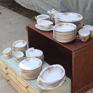 Rare, Set of 74, Maru ichi, Maruichi, Japanese, Fine China, Easter Dinner, Spring, High End China, 1940s, 1950s, Pink, Yellow, Blue image 4