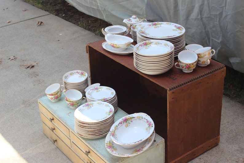 Rare, Set of 74, Maru ichi, Maruichi, Japanese, Fine China, Easter Dinner, Spring, High End China, 1940s, 1950s, Pink, Yellow, Blue image 4