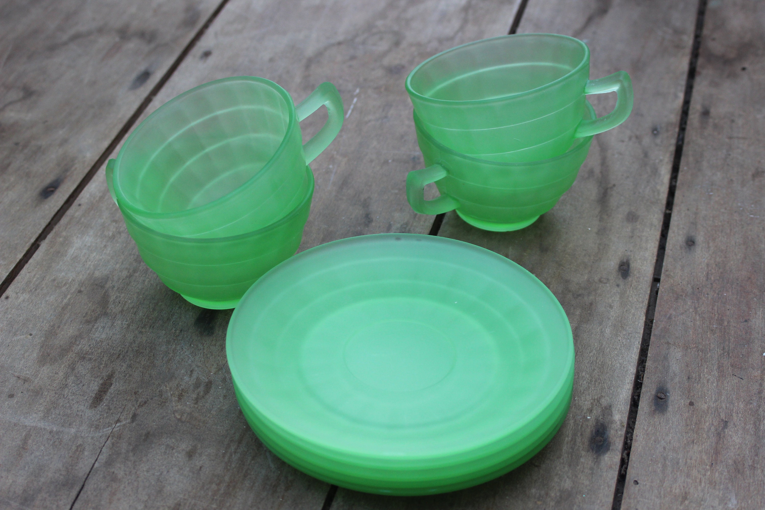 Set of 8 Green Uranium Glass Mug Tea Cup Satin Glass Etsy