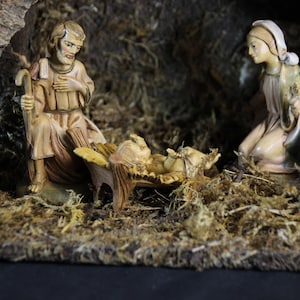 Vintage Nativity Set, Christian, Christmas Decor, Old Christmas, Christmas Decor, Set Design, Natural Materials, Bark Home Decor, Winter