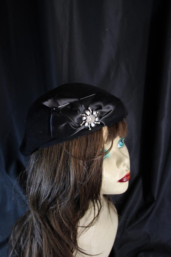 Vintage, Felted Women's Hat, Women's Winter, Winter Accessory, Christmas Hat, Winter, Hat for Her, Cute Hat View 6