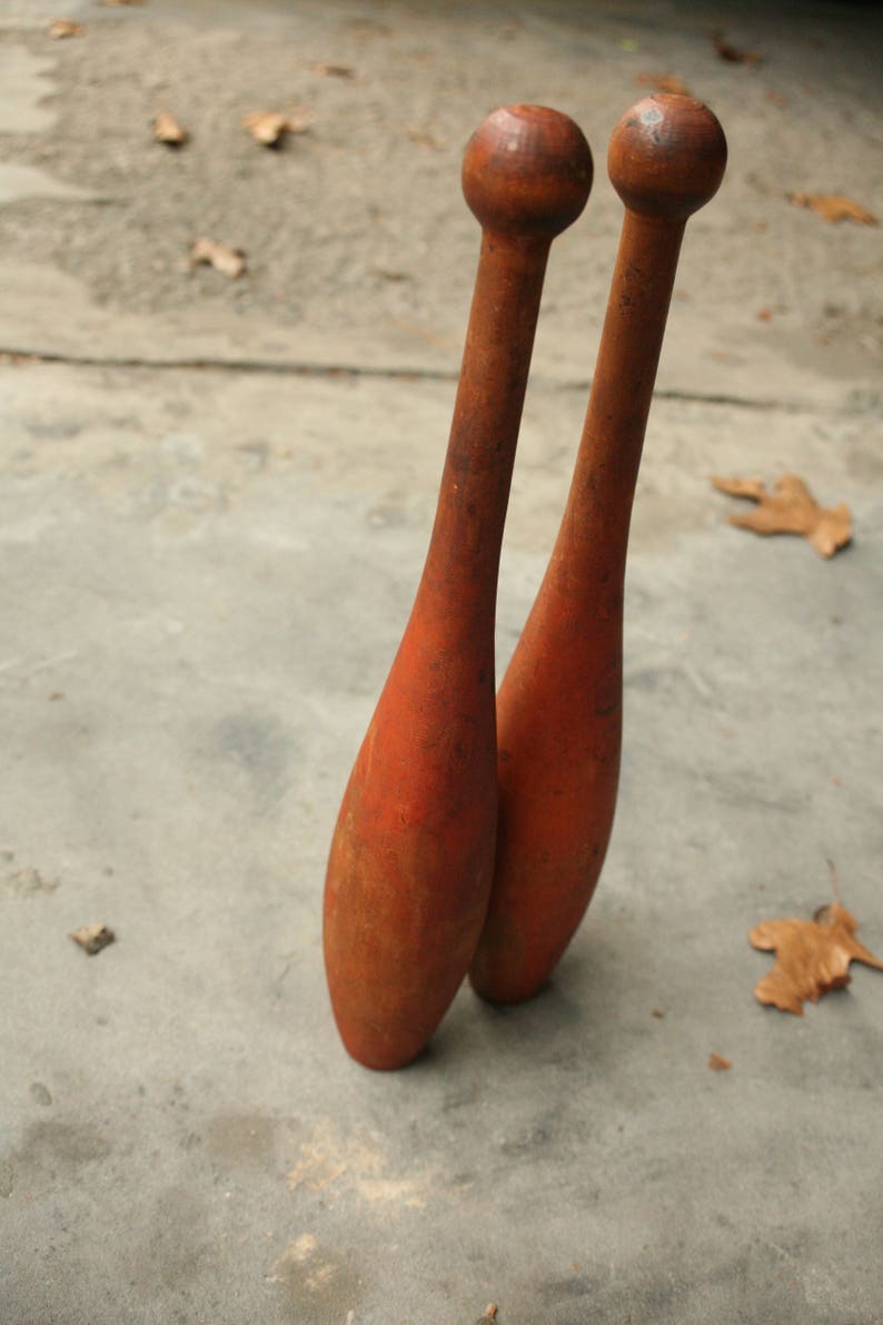Set of 2 Clubs Juggling Pins Wood Juggling Pins Exercise Etsy