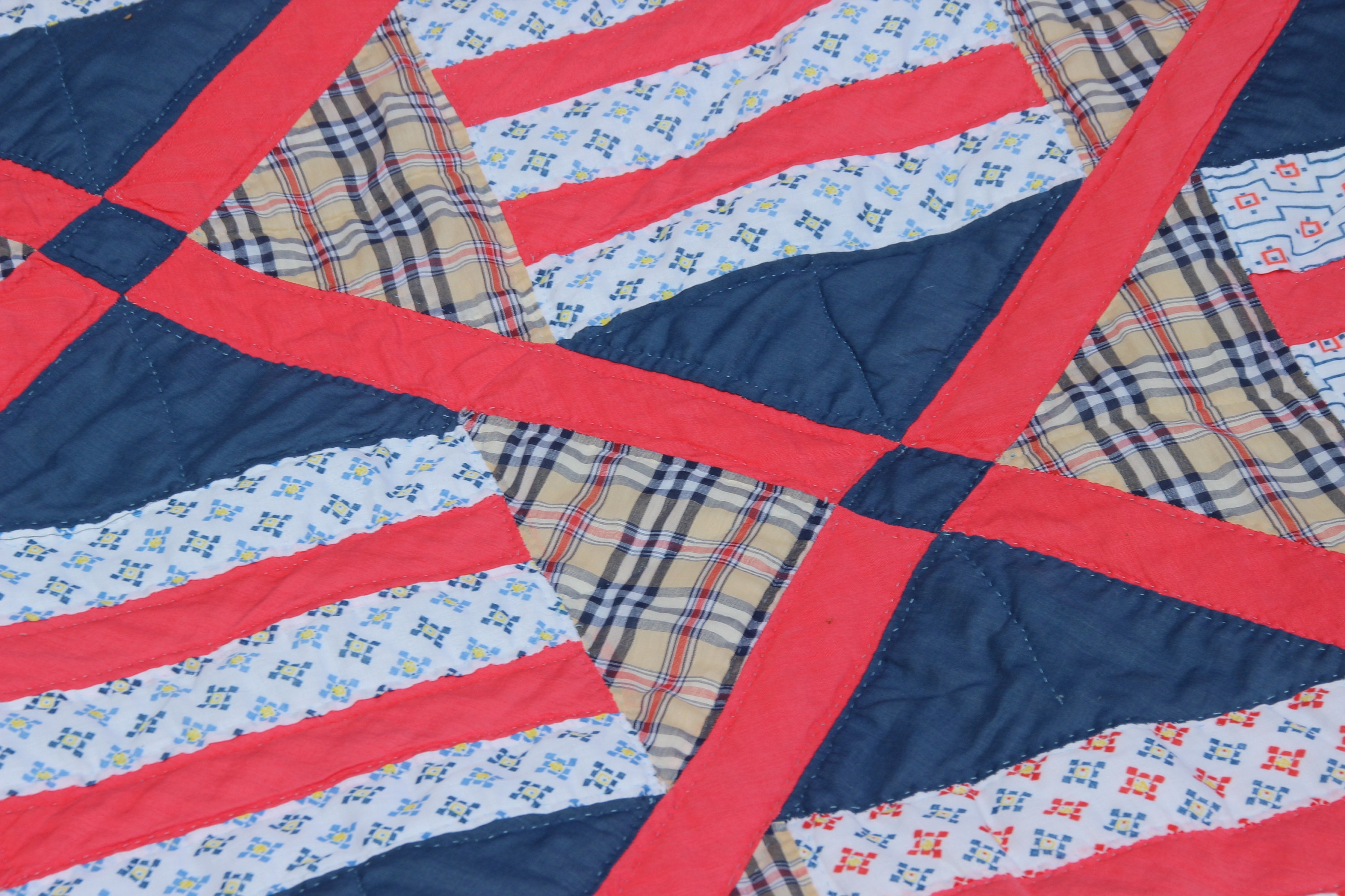 ヴィンテージ パッチワーク キルト、ツイン サイズ、アメリカーナ