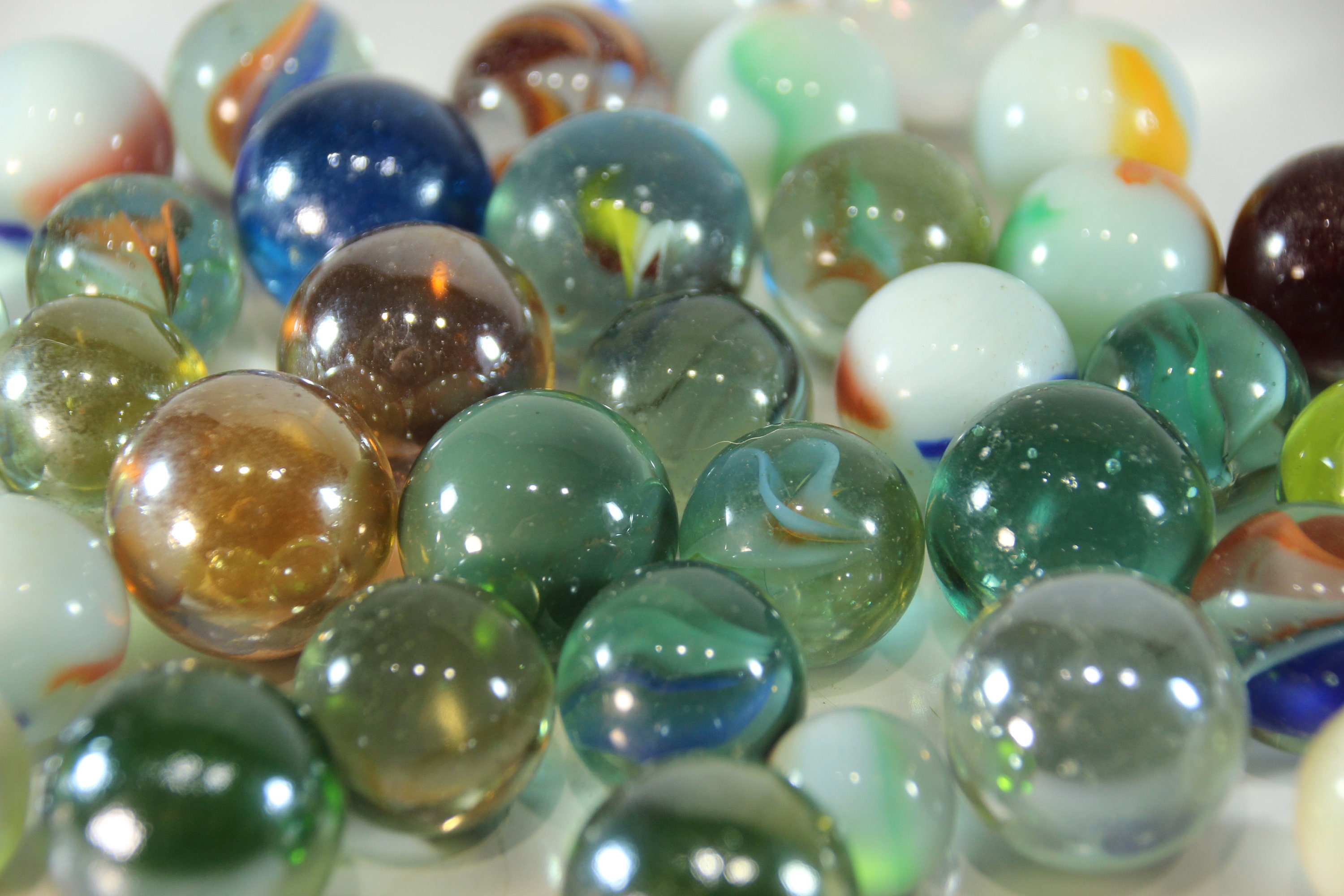 Set of 95 Vintage Shooters Glass Marbles Varies Colors Etsy
