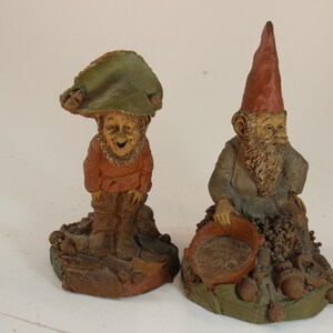 Set of 2, Gnomes, Tom Clark Creations, Gnome, Collectible, 1980s, Figurine, Garden Gnome, Pecan Resin, Gift, Summer Decor, Garden
