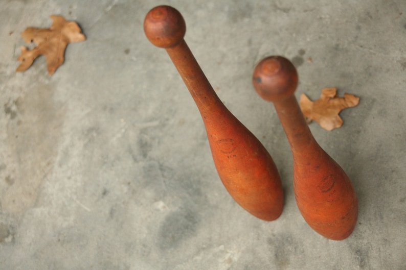 Set of 2 Clubs Juggling Pins Wood Juggling Pins Exercise Etsy