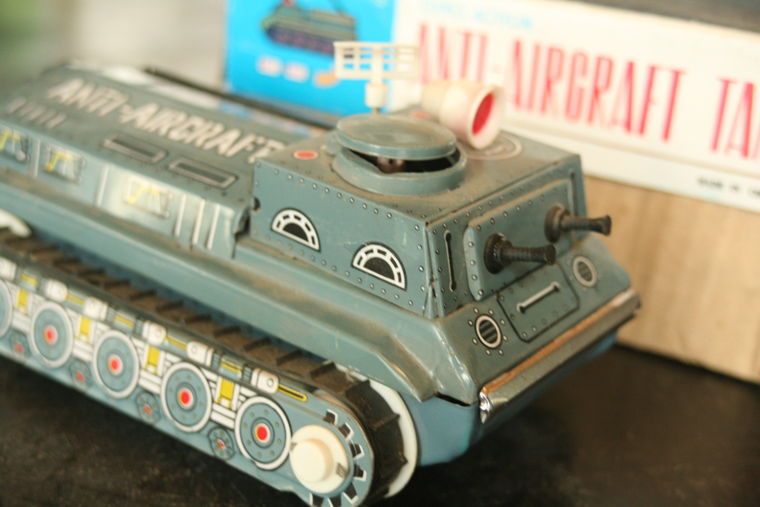 Aircraft Tank, Toy Metal Tank, Metal, Tin, Gyro Action