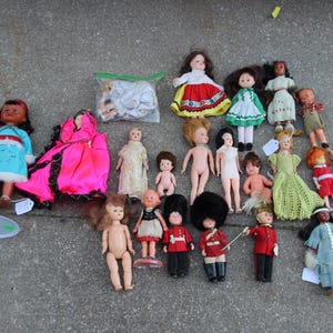 Vintage Lot of Dolls, Plastic Dolls, 1950s, Mini Plastic Doll, Rubber Dolls, Sleepy Eyes, Doll Parts, Small Dolls, Mid Century