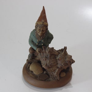 Skipper, Tom Clark Creations, Shell, Gnome, Collectible, 1980s, Figurine, Garden Gnome, Pecan Resin, Gift, Fall Decor, Garden