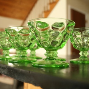 Set van 8, vintage uraniumsorbet, feesttafel, glazen bekers, bekers, drinkgerei, glazen, dankzegging, feestdagen, kerstmis, bargerei