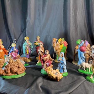 Vintage 17 piece Nativity Set, Vintage Nativity, Christmas, 1970s, Retro, Christmas, Atlantic Mold, Baby Jesus, Manger, Boho, Home Decor