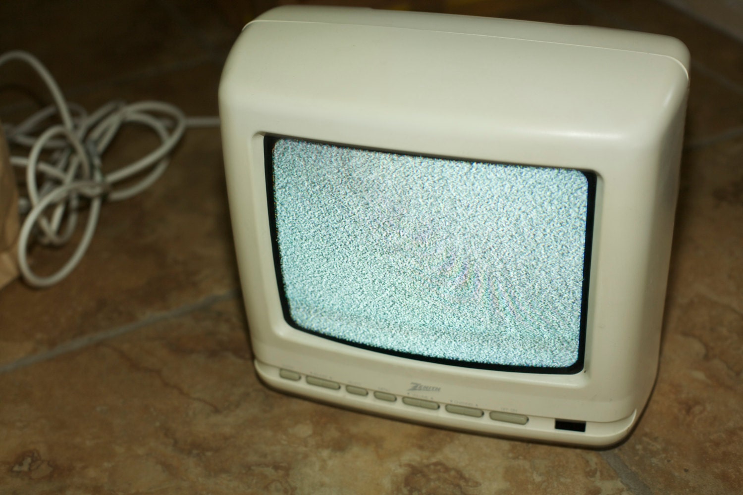 Vintage 1993 White Zenith TV, Television, Working 9 Inch TV