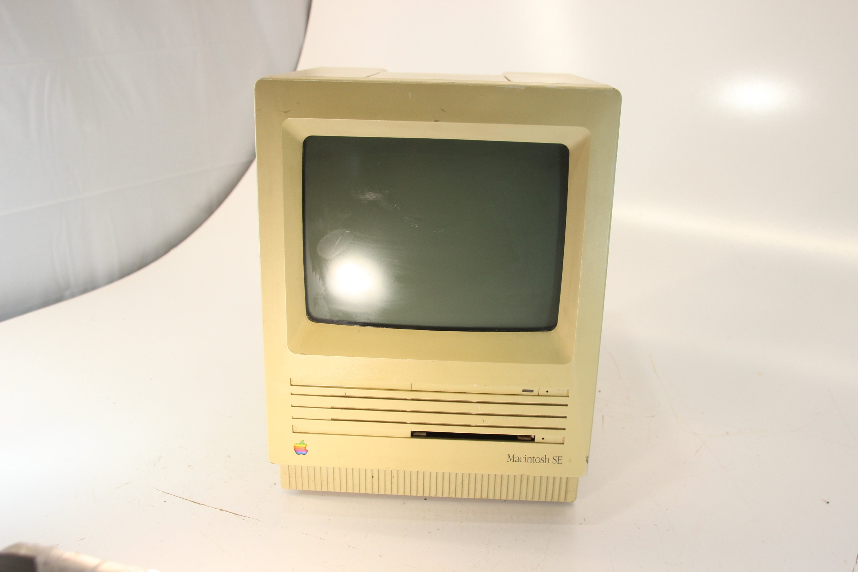 Vintage Apple M5011 Macintosh SE Computer Computer - Etsy