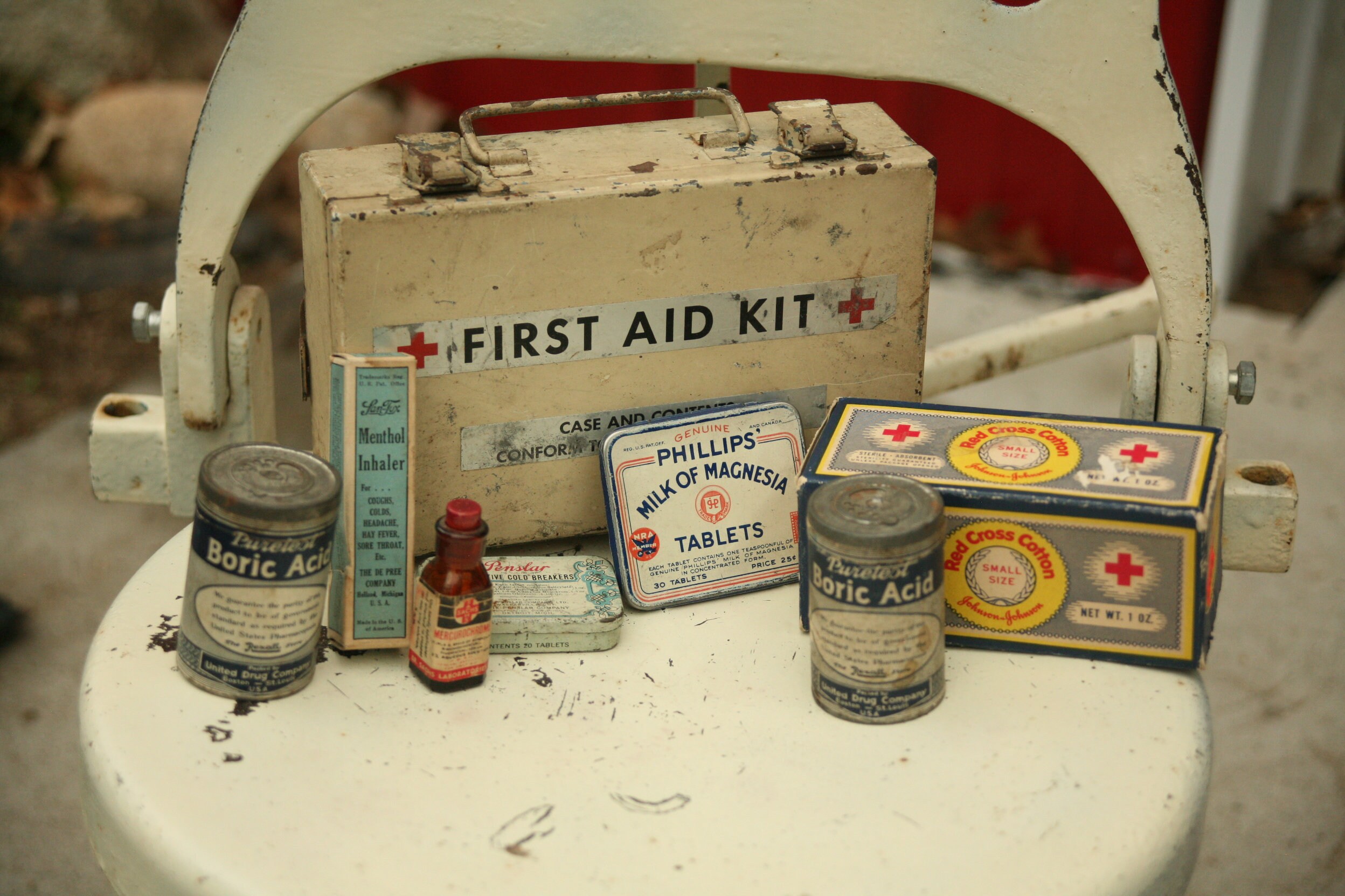 Vintage Mine Safety Co. First Aid Kit with Medical Supplies Etsy