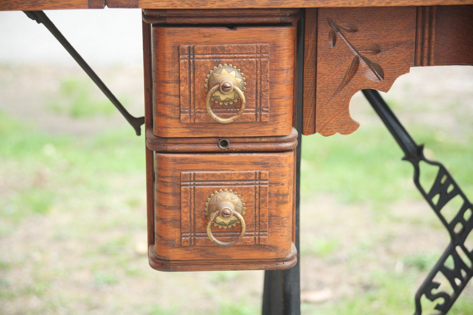 Antique White Treadle Sewing Machine Coffin Sewing Machine Etsy