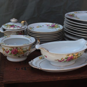 Rare, Set of 74, Maru ichi, Maruichi, Japanese, Fine China, Easter Dinner, Spring, High End China, 1940s, 1950s, Pink, Yellow, Blue image 10