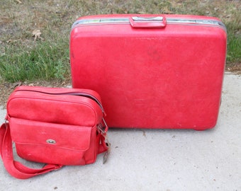 Vintage 1970s, Large Red Suitcase, Wedding Card Box, Vintage Suitcase, Card Box, Storage, Home Decor, Set Design, Home Storage, Red Decor