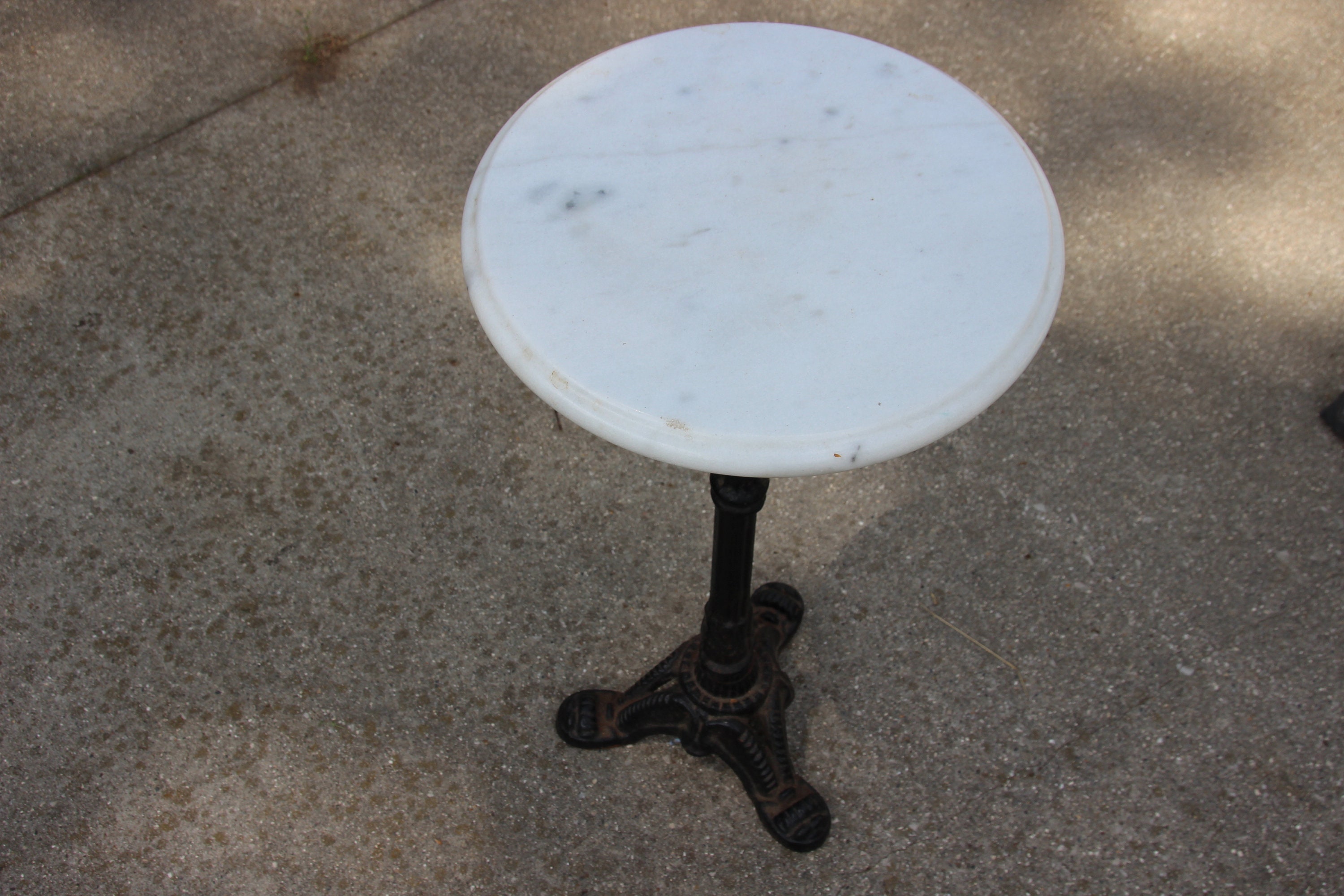 Cast Iron Cafe Table - Etsy Cast Iron Cafe Table - Etsy