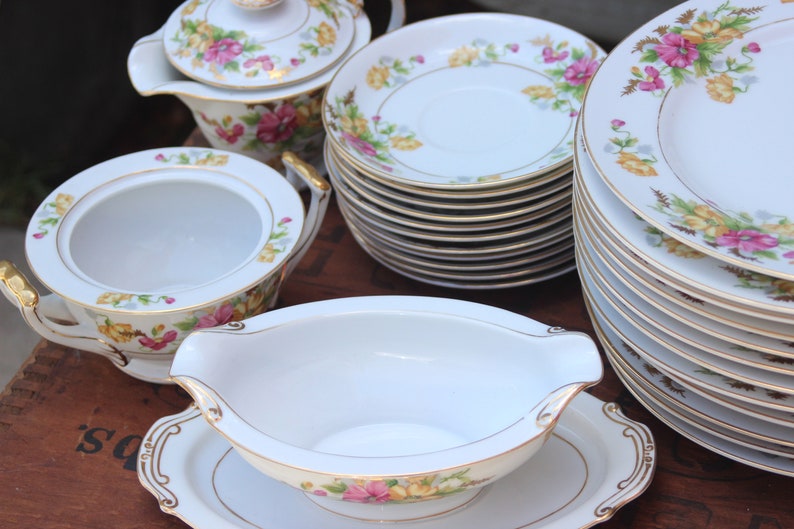 Rare, Set of 74, Maru ichi, Maruichi, Japanese, Fine China, Easter Dinner, Spring, High End China, 1940s, 1950s, Pink, Yellow, Blue image 6