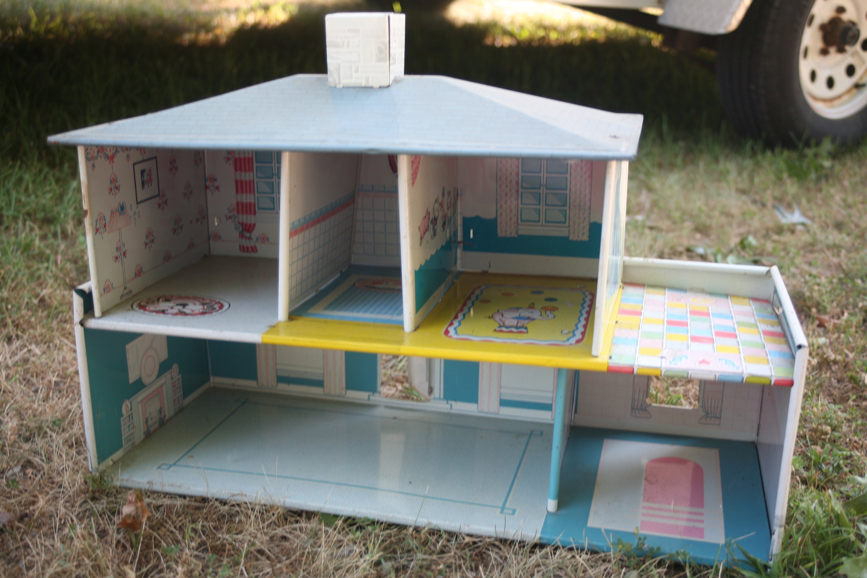 Metal Dollhouse Tin Dollhouse Vintage Dollhouse 1960 Etsy