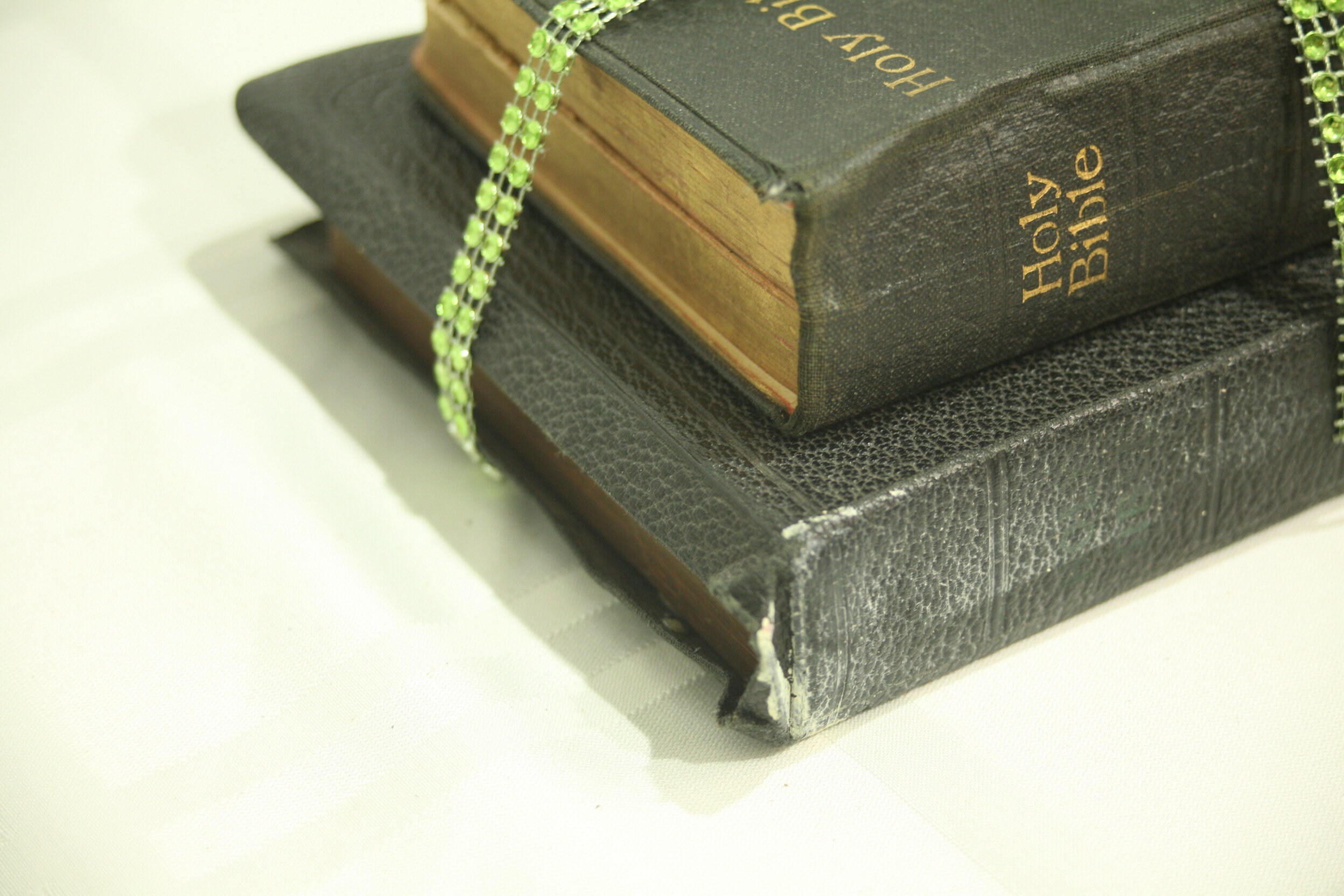 ビンテージ　HOLY BIBLE 聖書　2冊セット Set of 2 Vintage 1920s Bibles, Religious, Old Bible, Antique Bible