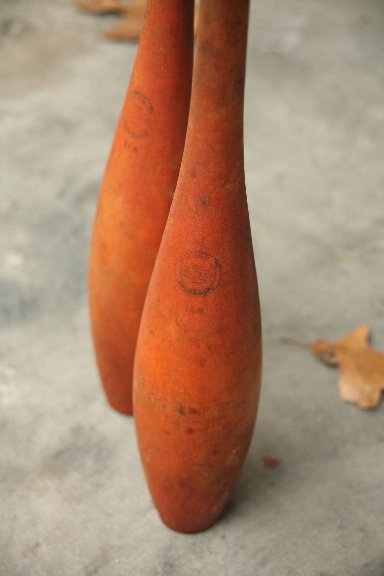 Set of 2 Clubs Juggling Pins Wood Juggling Pins Exercise Etsy