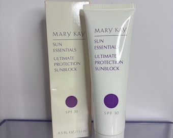 Mary Kay 5850 Sun Essentials Intense Protection Sunblock SPF 20 New Old Stock