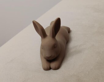 Estatueta de coelho deitado impressa em 3D | Estatueta de coelho relaxado | Decoração de Páscoa e Primavera | PLA | Decoração de prateleira