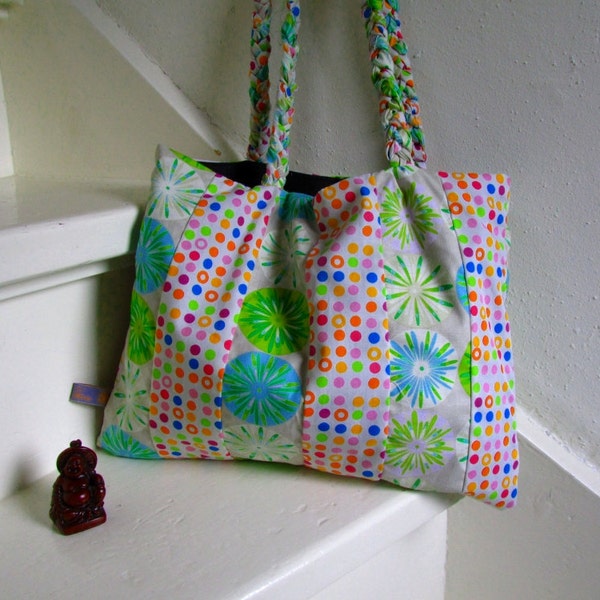 Tote bag bright coloured dots and flowers