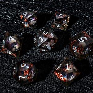 Liquid Core Würfelset für DND - Sharp Edge Resin RPG Würfel, Luxuriöses Tabletop Geschenk