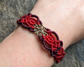 Bohemian macrame bracelet red and purple boho jewelry gift for her friendship bracelet by Nudo bijoux UNIQUE