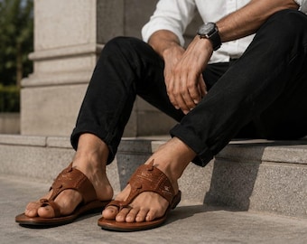 Sandales en cuir pour hommes, chappals Kolhapuri couleur fauve faites à la main, mules élégantes à bout ouvert, chaussures d'été décontractées, chaussures ethniques pour hommes