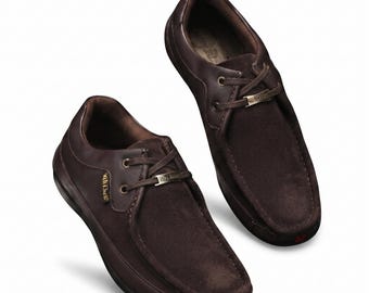 Chaussures décontractées en cuir marron pour homme WalkClassic, mocassins en cuir pleine fleur de qualité supérieure, chaussures de marche confortables faites à la main, mocassins élégants et décontractés pour homme