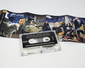 Cinta de casete de Fall Out Boy Infinity on High – Álbum de pop punk de 2007 (artículo de colección)
