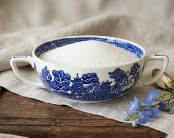 Vintage Wood & Sons Blue Willow Sugar Bowl Elegant Trinket Dish Flower Vase