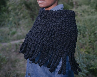 The Cool Breeze Capelet/Ebony Wool Poncho /Chunky Crochet Capelet/Wool Neck Warmer/Black Capelet with Fringe/Black Knit Wool Topper