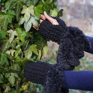 Ebony Empress Fingerless Gloves with Faux Fur Detail/Black Crochet Fingerless Gloves/Wool Hand Warmers/Crochet Wool Mittens/Black Wool Mitts image 2