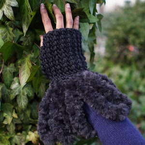 Ebony Empress Fingerless Gloves with Faux Fur Detail/Black Crochet Fingerless Gloves/Wool Hand Warmers/Crochet Wool Mittens/Black Wool Mitts image 4