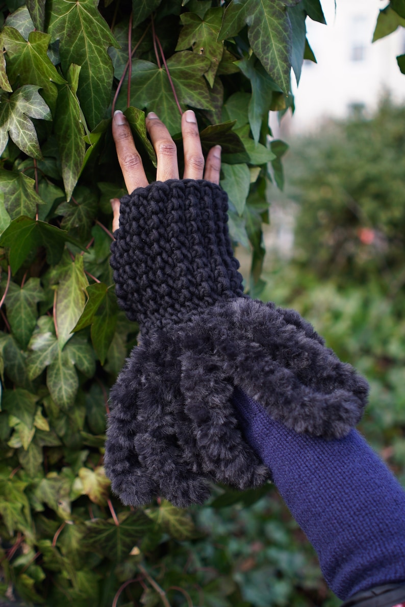 Ebony Empress Fingerless Gloves with Faux Fur Detail/Black Crochet Fingerless Gloves/Wool Hand Warmers/Crochet Wool Mittens/Black Wool Mitts image 4