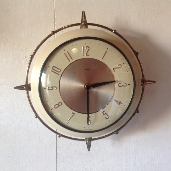 Metamec Wall Clock Recycled Battery Operated